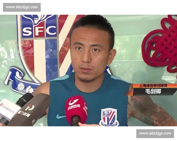 毛剑卿曝职业球员收入真相：多数月薪不过万，底层仅两三千